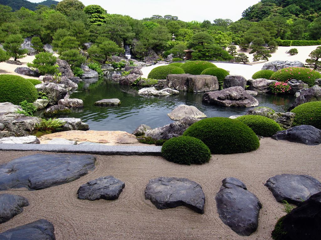 сад камней япония